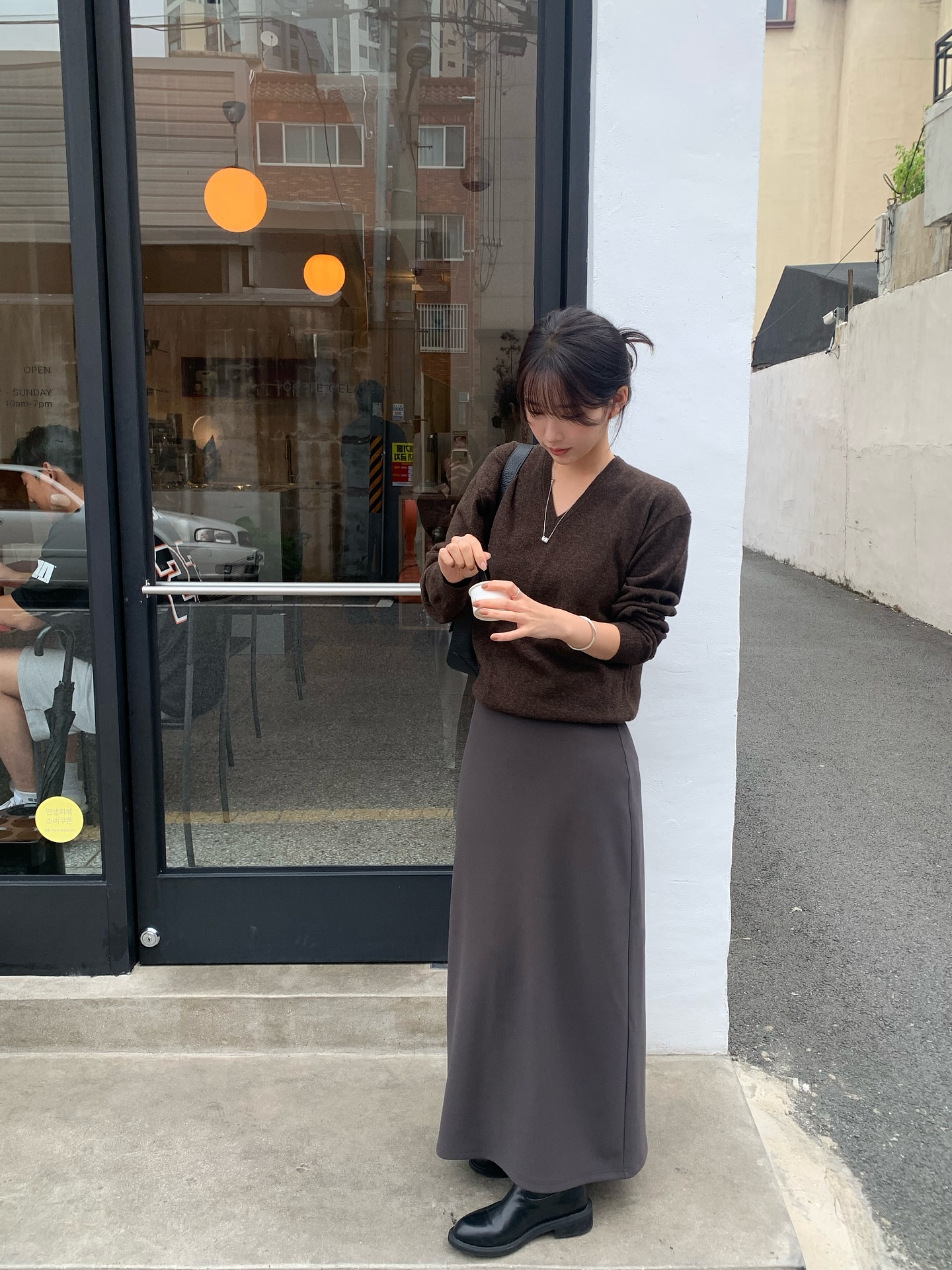 4 mẫu áo len giúp dáng thon thả, như vừa giảm được vài cân- Ảnh 9. 4 mẫu áo len giúp dáng thon thả, như vừa giảm được vài cân- Ảnh 9.