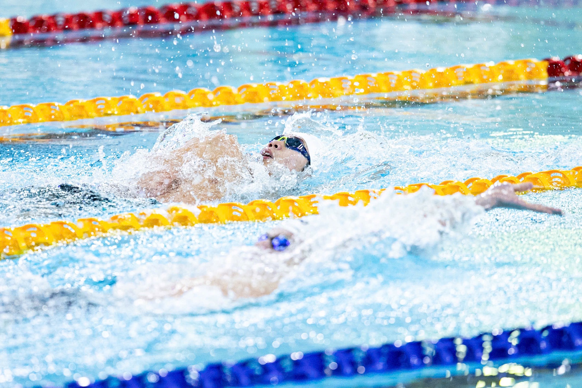 Quang Thuấn - em trai Ánh Viên bơi "out trình", xuất sắc giành HCV SEA Games- Ảnh 5. Quang Thuấn - em trai Ánh Viên bơi "out trình", xuất sắc giành HCV SEA Games- Ảnh 5.