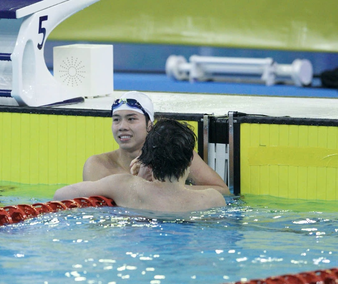 Quang Thuấn - em trai Ánh Viên bơi "out trình", xuất sắc giành HCV SEA Games- Ảnh 8. Quang Thuấn - em trai Ánh Viên bơi "out trình", xuất sắc giành HCV SEA Games- Ảnh 8.