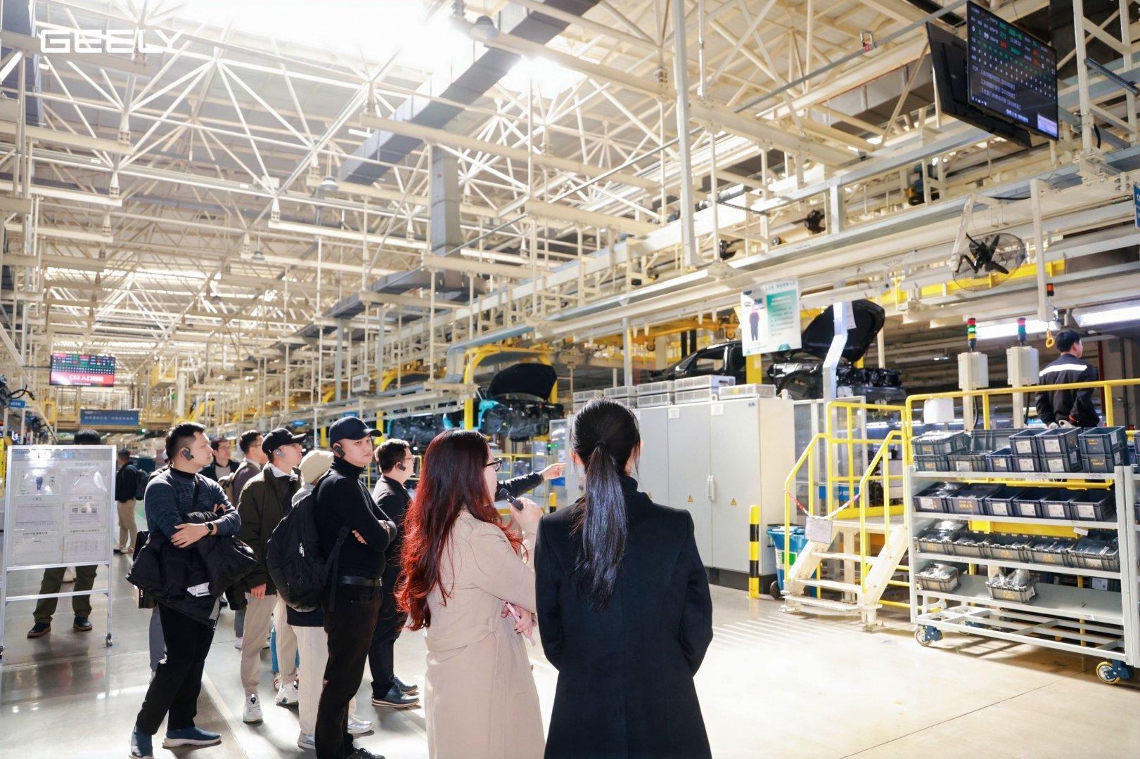 Geely đầu tư 282 triệu USD xây dựng trung tâm an toàn độc lập lớn bậc nhất thế giới- Ảnh 1. Geely đầu tư 282 triệu USD xây dựng trung tâm an toàn độc lập lớn bậc nhất thế giới- Ảnh 1.