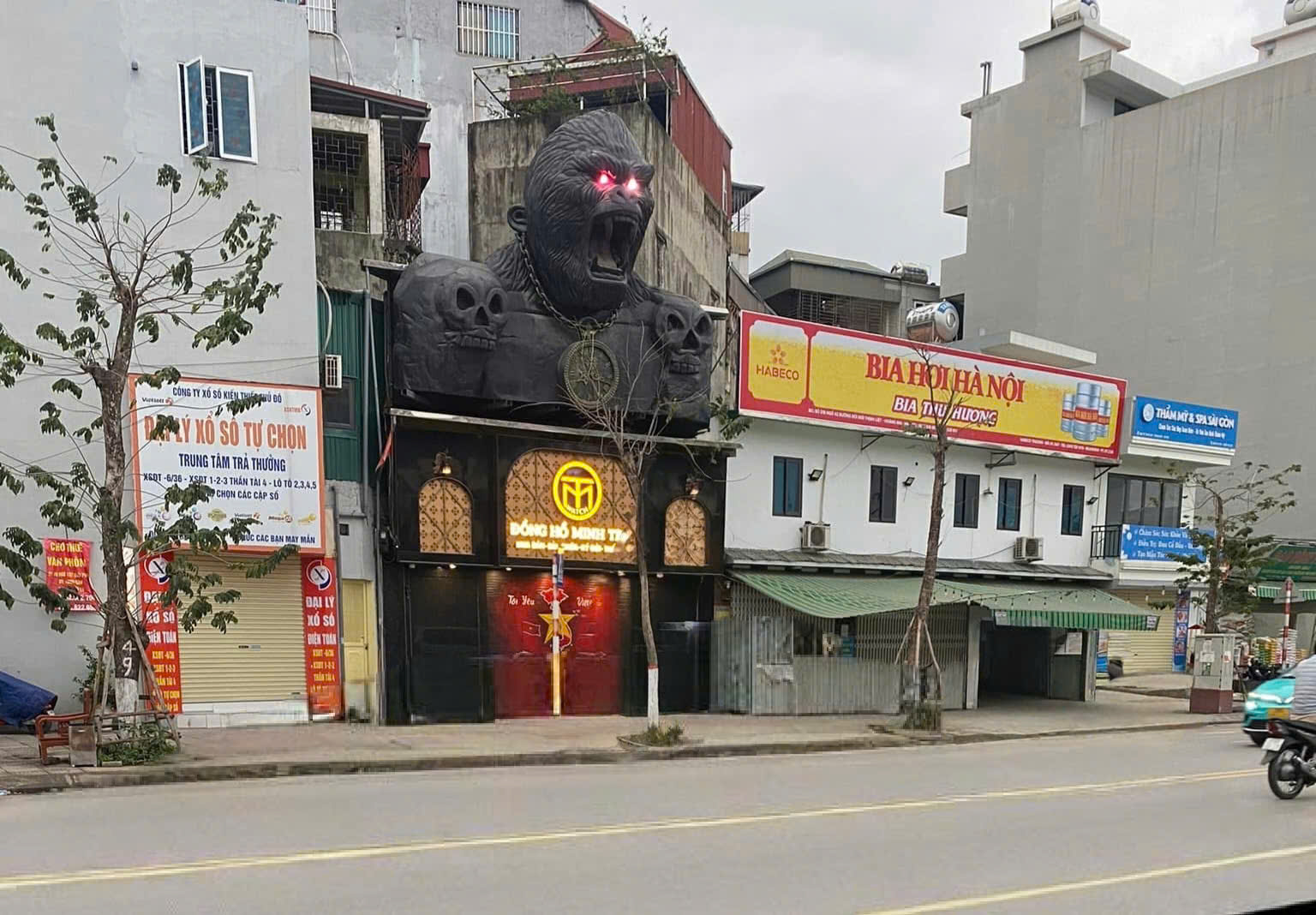 Bán đồng hồ vàng đúc ở đâu giá tốt tại Hà Nội và TP.HCM- Ảnh 1. Bán đồng hồ vàng đúc ở đâu giá tốt tại Hà Nội và TP.HCM- Ảnh 1.