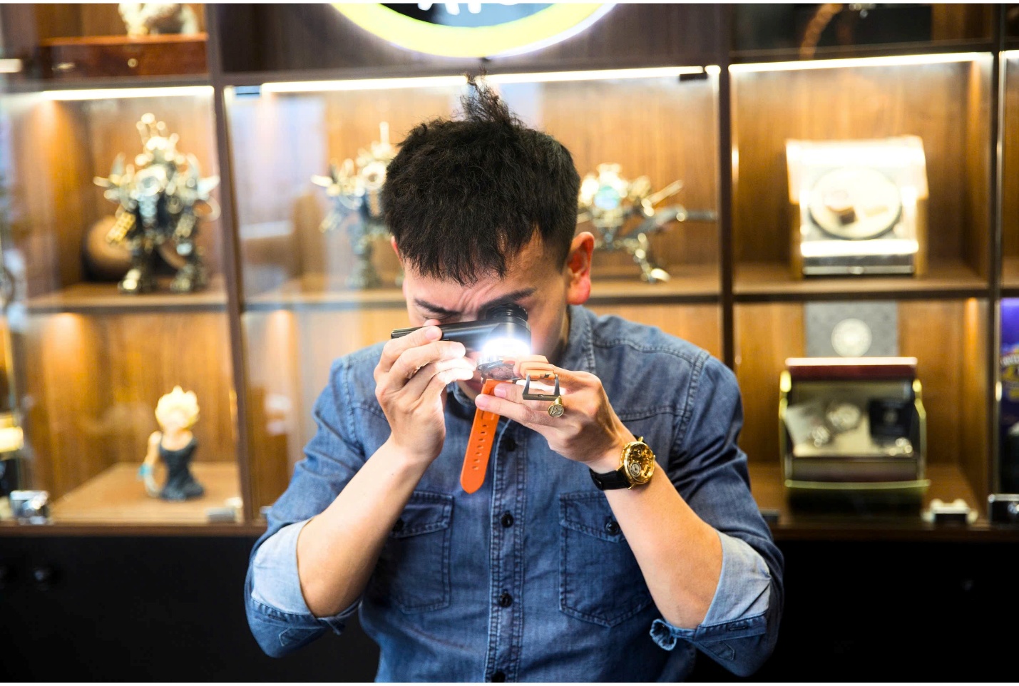 Bán đồng hồ vàng đúc ở đâu giá tốt tại Hà Nội và TP.HCM- Ảnh 3. Bán đồng hồ vàng đúc ở đâu giá tốt tại Hà Nội và TP.HCM- Ảnh 3.