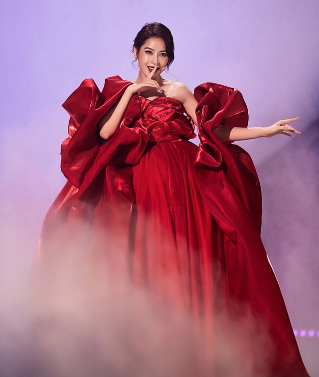 Chi Pu không chỉ là "mỹ nhân đẹp nhất Việt Nam"- Ảnh 3. Chi Pu không chỉ là "mỹ nhân đẹp nhất Việt Nam"- Ảnh 3.