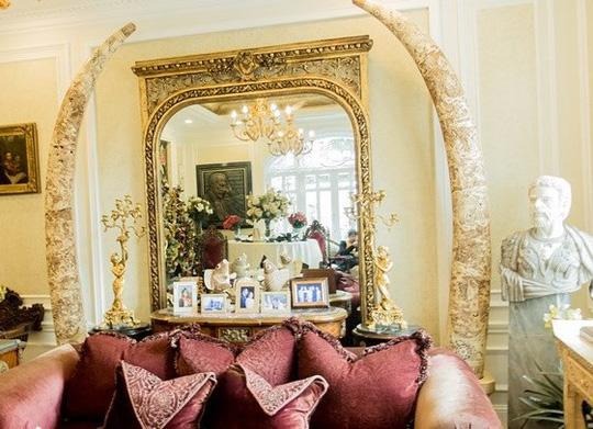 "Hoa hậu giàu nhất Việt Nam" lấy chồng giáo sư tiến sĩ, không đăng ký kết hôn, bất động sản trải dài 3 châu lục- Ảnh 5. "Hoa hậu giàu nhất Việt Nam" lấy chồng giáo sư tiến sĩ, không đăng ký kết hôn, bất động sản trải dài 3 châu lục- Ảnh 5.