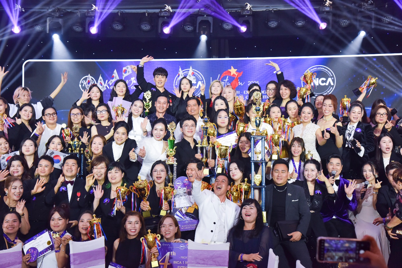 Hành trình 45 năm Kềm Nghĩa đưa thương hiệu Việt đến 65 quốc gia- Ảnh 1.