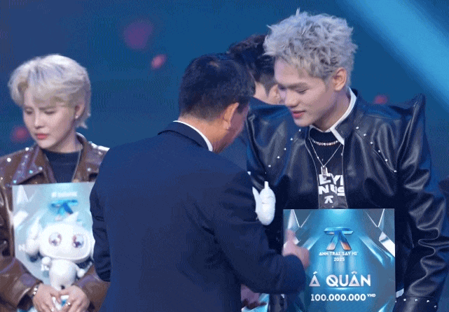 Giải Anh Trai Tương Lai của Say Hi: BTC trao để “an ủi” Á quân buitruonglinh đấy à?- Ảnh 4. Giải Anh Trai Tương Lai của Say Hi: BTC trao để “an ủi” Á quân buitruonglinh đấy à?- Ảnh 4.