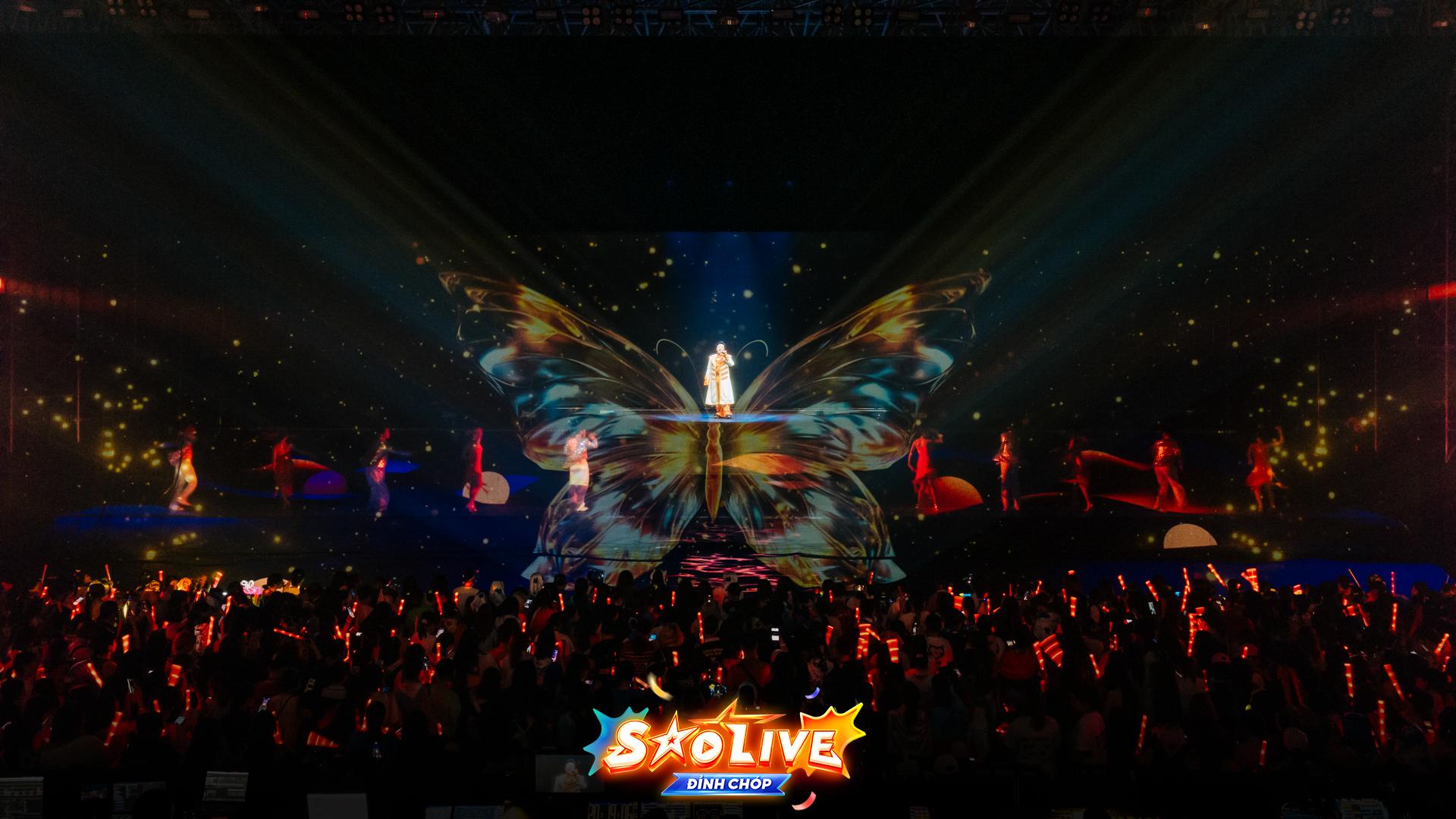 Visual - Vocal - Viral: Tất cả hội tụ bùng nổ tại Birthday Music Show - Shopee Sao Live Đỉnh Chóp 12.12- Ảnh 7. Visual - Vocal - Viral: Tất cả hội tụ bùng nổ tại Birthday Music Show - Shopee Sao Live Đỉnh Chóp 12.12- Ảnh 7.