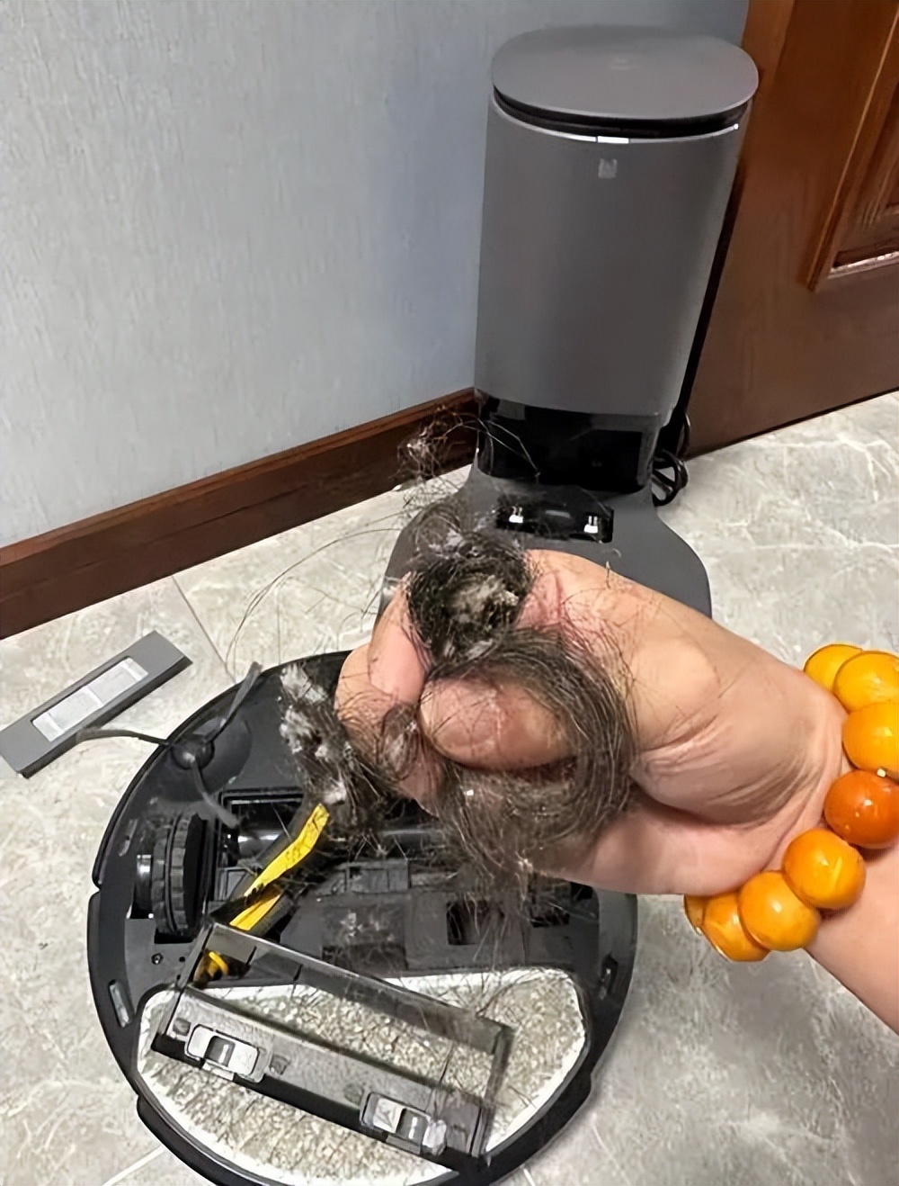 Dùng robot hút bụi 2 năm, tôi quay lại cây lau nhà và thấy đời dễ chịu hơn hẳn- Ảnh 2. Dùng robot hút bụi 2 năm, tôi quay lại cây lau nhà và thấy đời dễ chịu hơn hẳn- Ảnh 2.