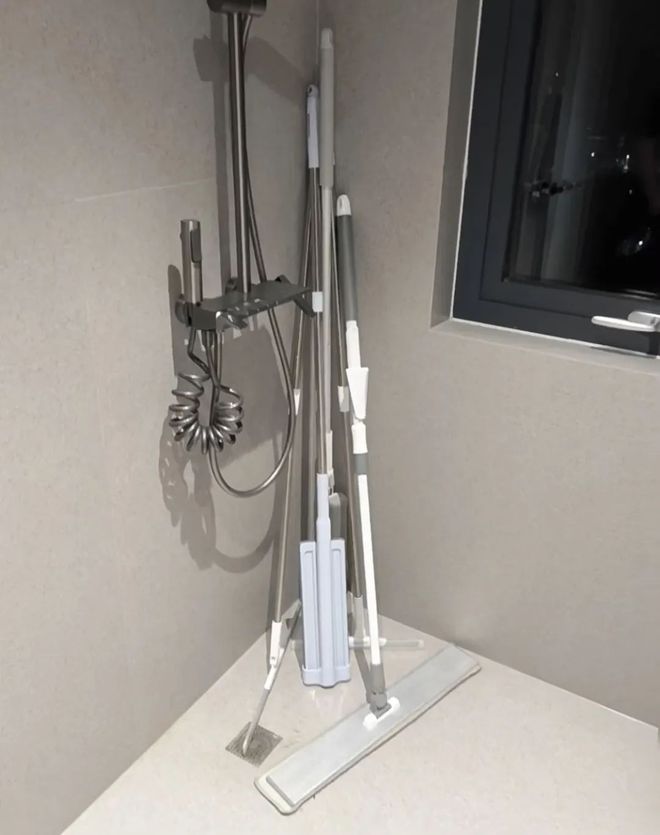 Nhà mãi xui, tiền mãi không tụ chỉ vì 3 vật trong nhà vệ sinh âm thầm “ăn mòn” tài vận gia đình- Ảnh 3. Nhà mãi xui, tiền mãi không tụ chỉ vì 3 vật trong nhà vệ sinh âm thầm “ăn mòn” tài vận gia đình- Ảnh 3.