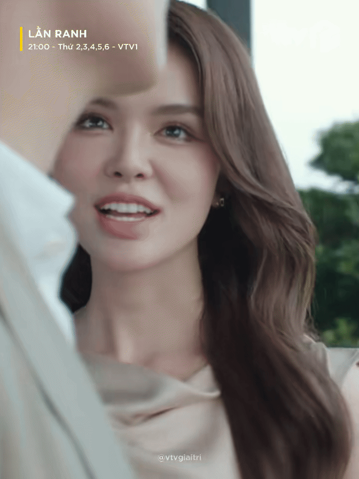 Một mỹ nhân phim giờ vàng hút hàng triệu lượt xem- Ảnh 1. Một mỹ nhân phim giờ vàng hút hàng triệu lượt xem- Ảnh 1.