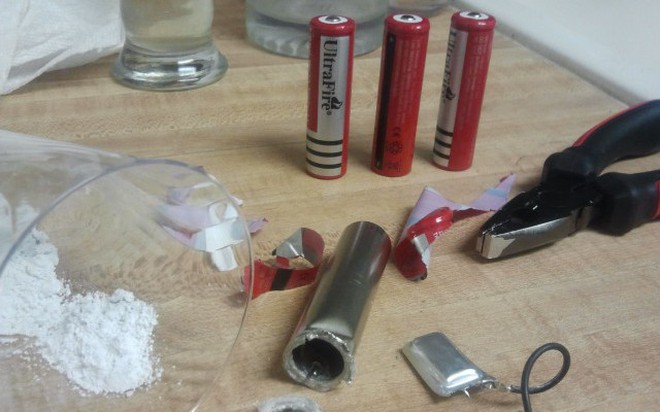 Pin Bảo Hùng cam kết chỉ phân phối hàng chính hãng, để người tiêu dùng an tâm sử dụng- Ảnh 1. Pin Bảo Hùng cam kết chỉ phân phối hàng chính hãng, để người tiêu dùng an tâm sử dụng- Ảnh 1.