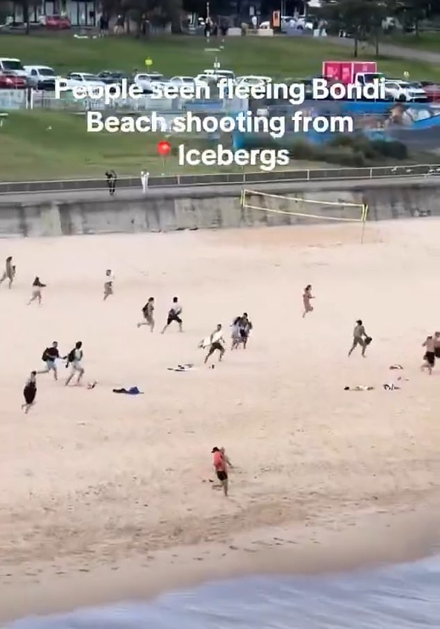 Công bố đoạn video tại hiện trường vụ xả súng rúng động nước Úc: Người người tháo chạy trong hoảng loạn- Ảnh 2. Công bố đoạn video tại hiện trường vụ xả súng rúng động nước Úc: Người người tháo chạy trong hoảng loạn- Ảnh 2.