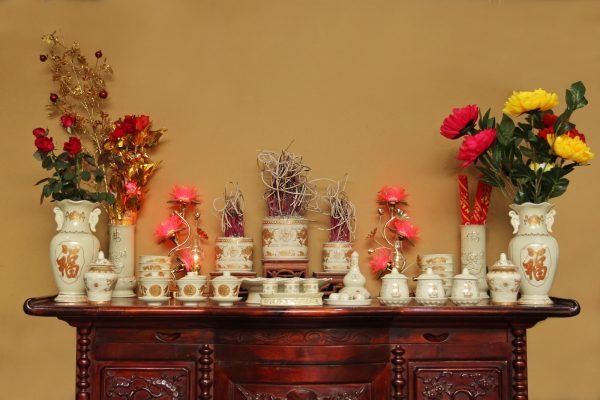 3 kiêng kị khi thắp hương cuối năm- Ảnh 2.