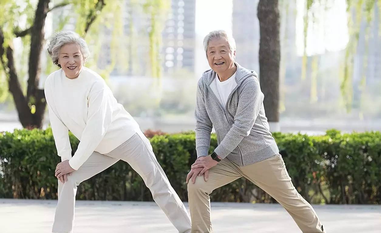 Người phụ nữ 66 tuổi có mật độ xương như tuổi 50, câu chuyện phía sau khiến nhiều người tự hỏi 