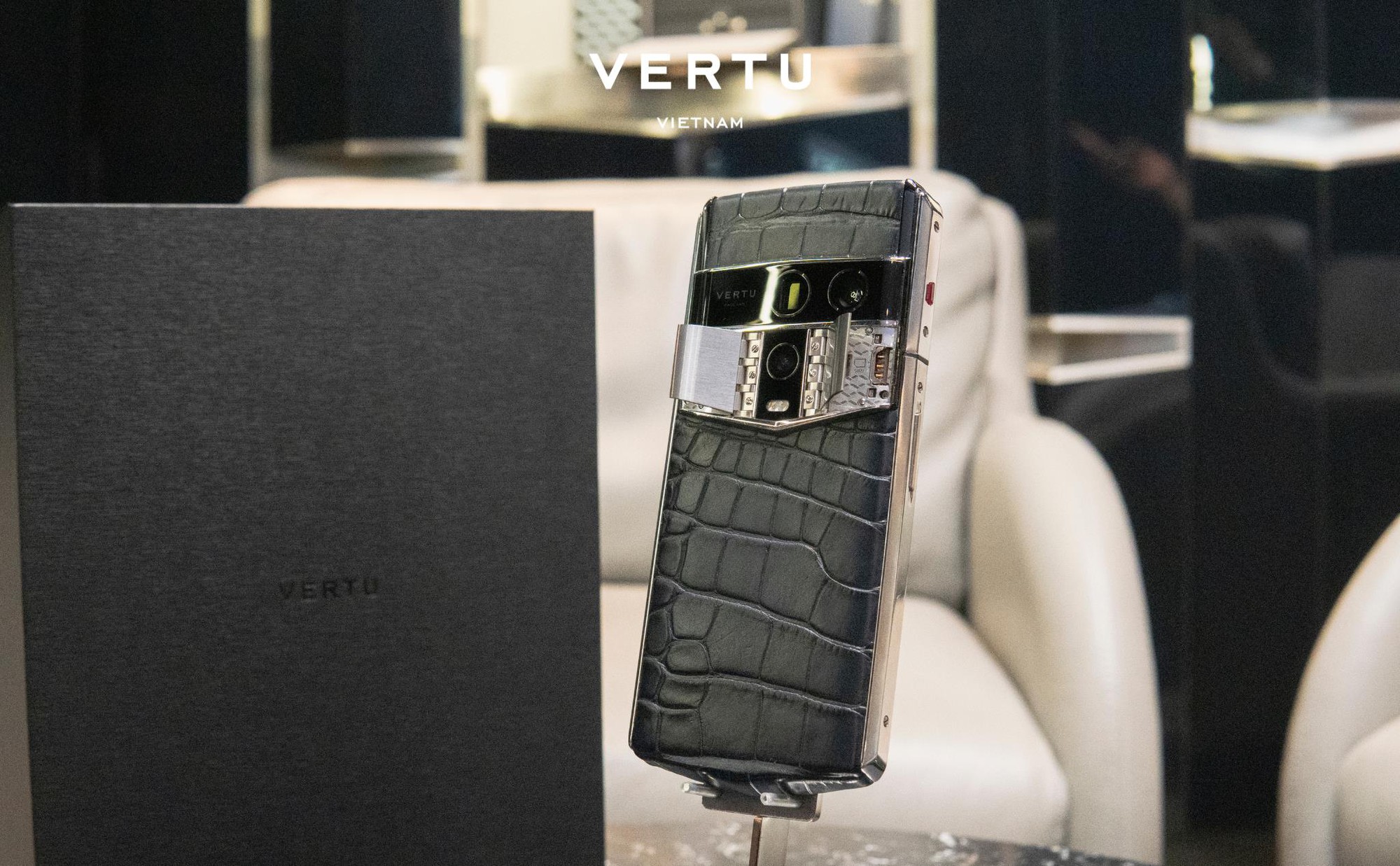 Doanh nhân Việt đang tò mò điều gì ở mẫu smartphone AI của Vertu?- Ảnh 1. Doanh nhân Việt đang tò mò điều gì ở mẫu smartphone AI của Vertu?- Ảnh 1.