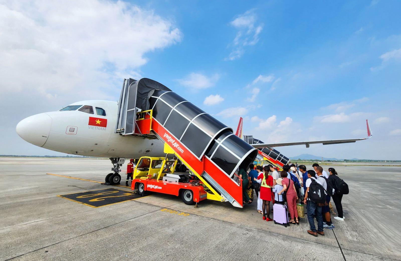 Vé Tết đẩy xu hướng bay tiết kiệm lên ngôi- Ảnh 3.