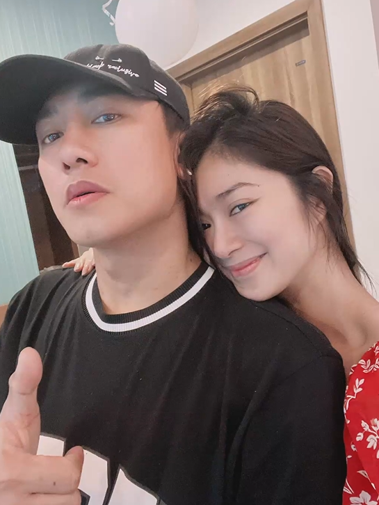 Showbiz Việt chưa ai giấu kỹ như đôi này: Đăng ký kết hôn, sinh con đầu lòng cả năm chẳng ai hay biết!- Ảnh 3.