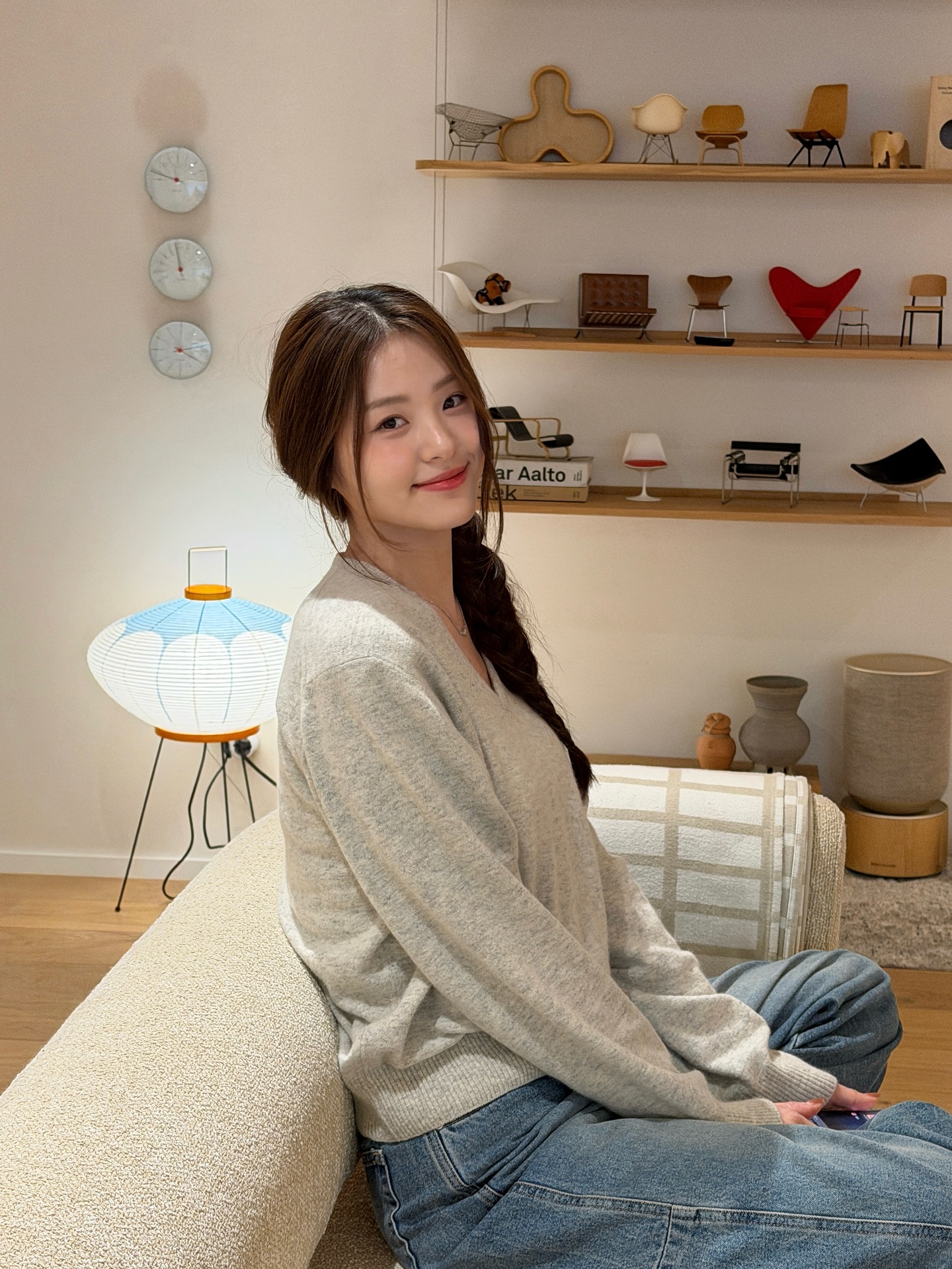 5 cách buộc tóc khi mặc áo mùa đông giúp diện mạo chỉn chu hơn hẳn, nhan sắc sáng bừng- Ảnh 11.