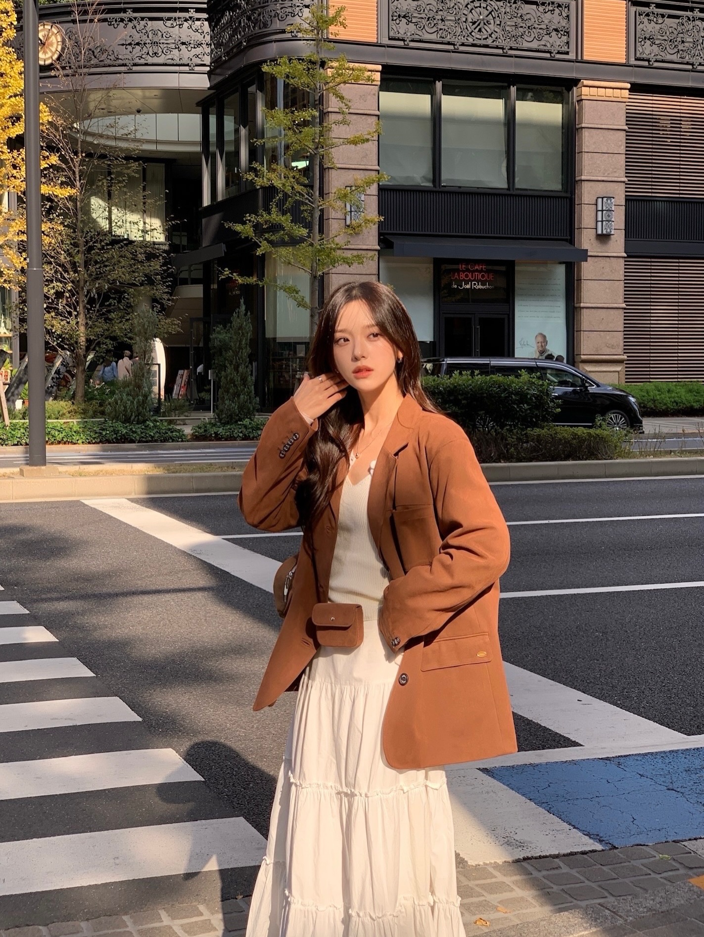 5 món thời trang hack tuổi hiệu quả nhất: Giờ mà sắm thì ra Tết vẫn mặc đẹp- Ảnh 4.