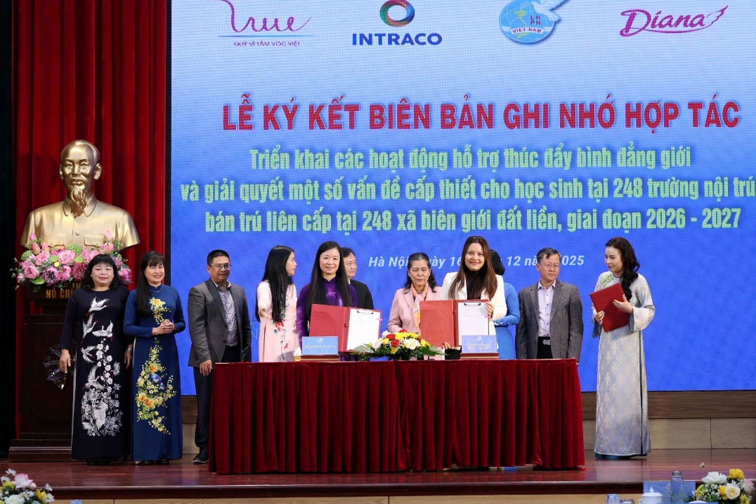 D:\Diana\Photo Cần Thơ\Diana 2 Resized.jpg