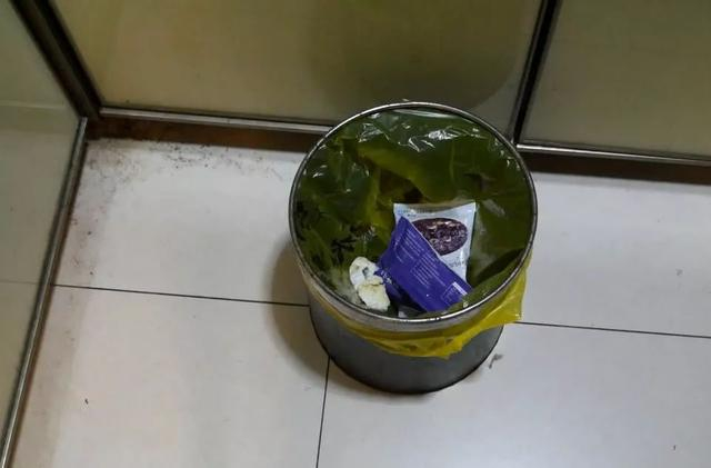 Chi tiêu đội lên, tiền mãi không tụ chỉ vì ba món trong bếp ai cũng để sai chỗ- Ảnh 1. Chi tiêu đội lên, tiền mãi không tụ chỉ vì ba món trong bếp ai cũng để sai chỗ- Ảnh 1.