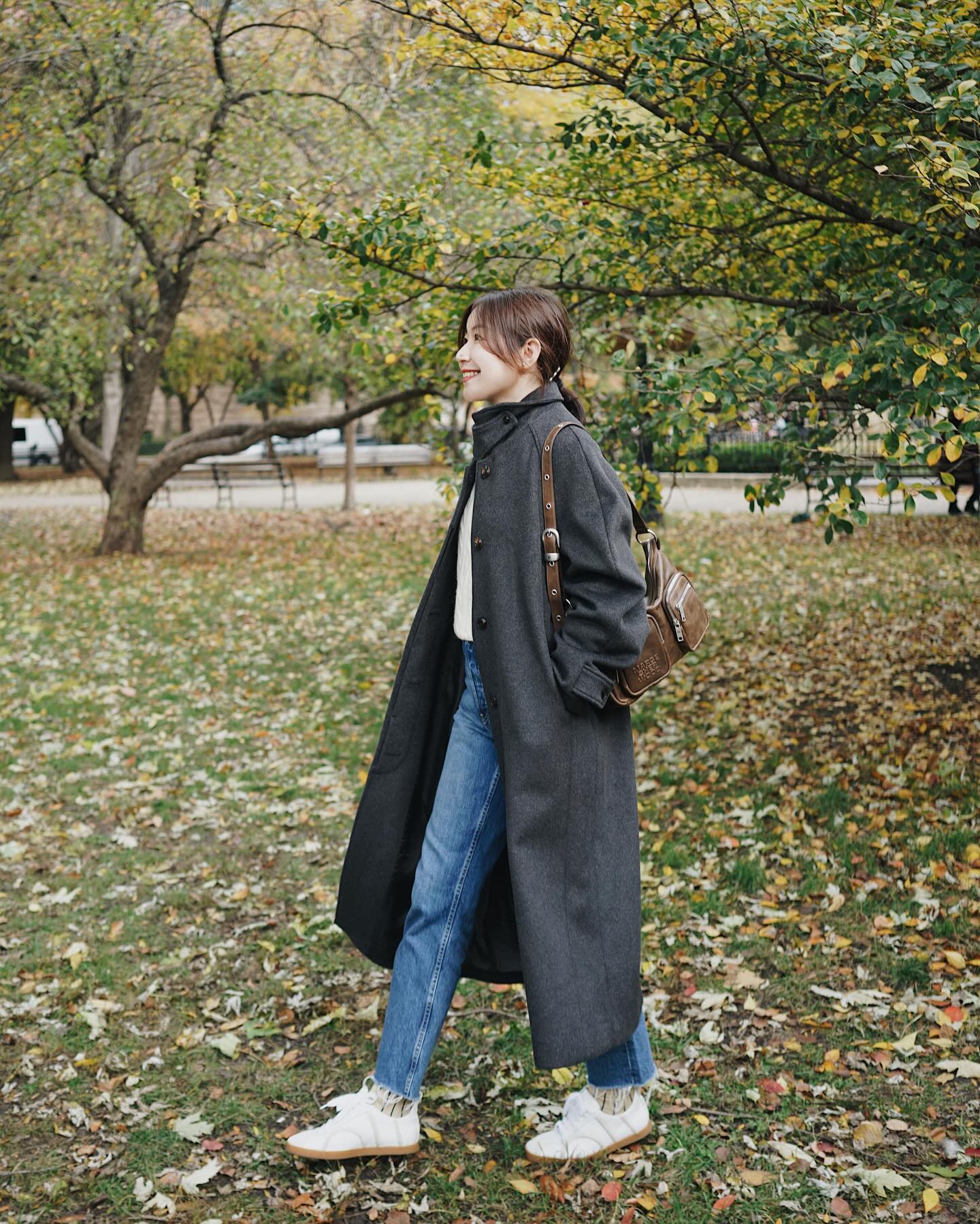 Giờ đừng ai sắm boots, đây mới là 5 mẫu giày phải có để sành điệu suốt 4 mùa- Ảnh 10.