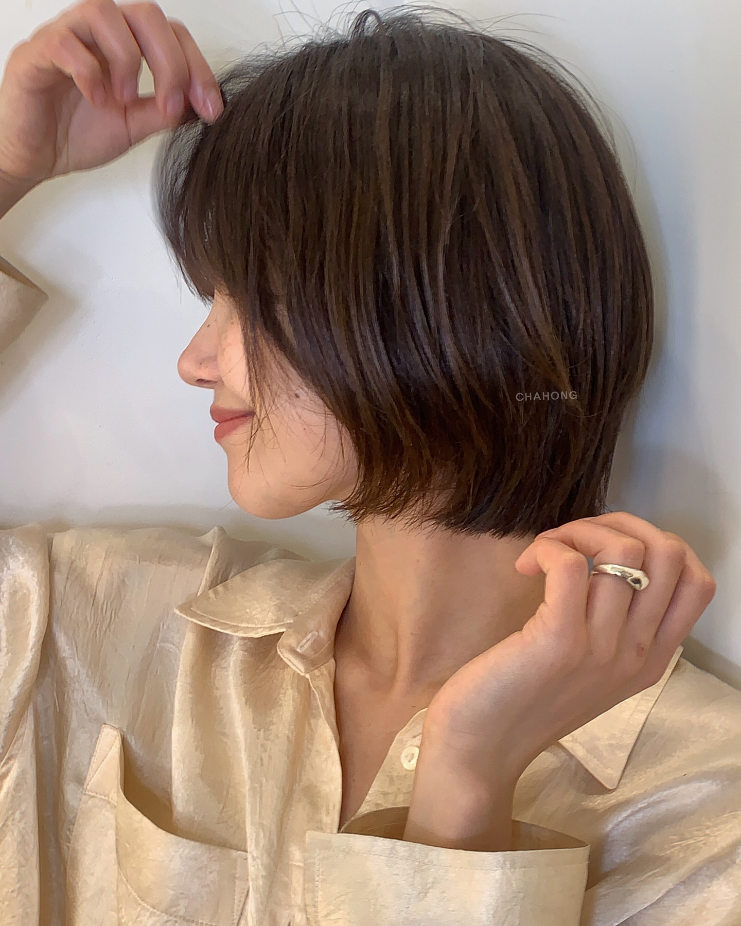 5 kiểu tóc ngắn không bao giờ lỗi mốt, ghim từ bây giờ để tới Tết là "triển" luôn- Ảnh 2.