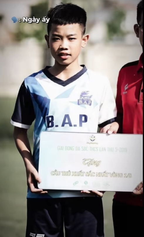 Quá khứ của tiền đạo Đình Bắc (Bắc Còi)- Ảnh 8. Quá khứ của tiền đạo Đình Bắc (Bắc Còi)- Ảnh 8.