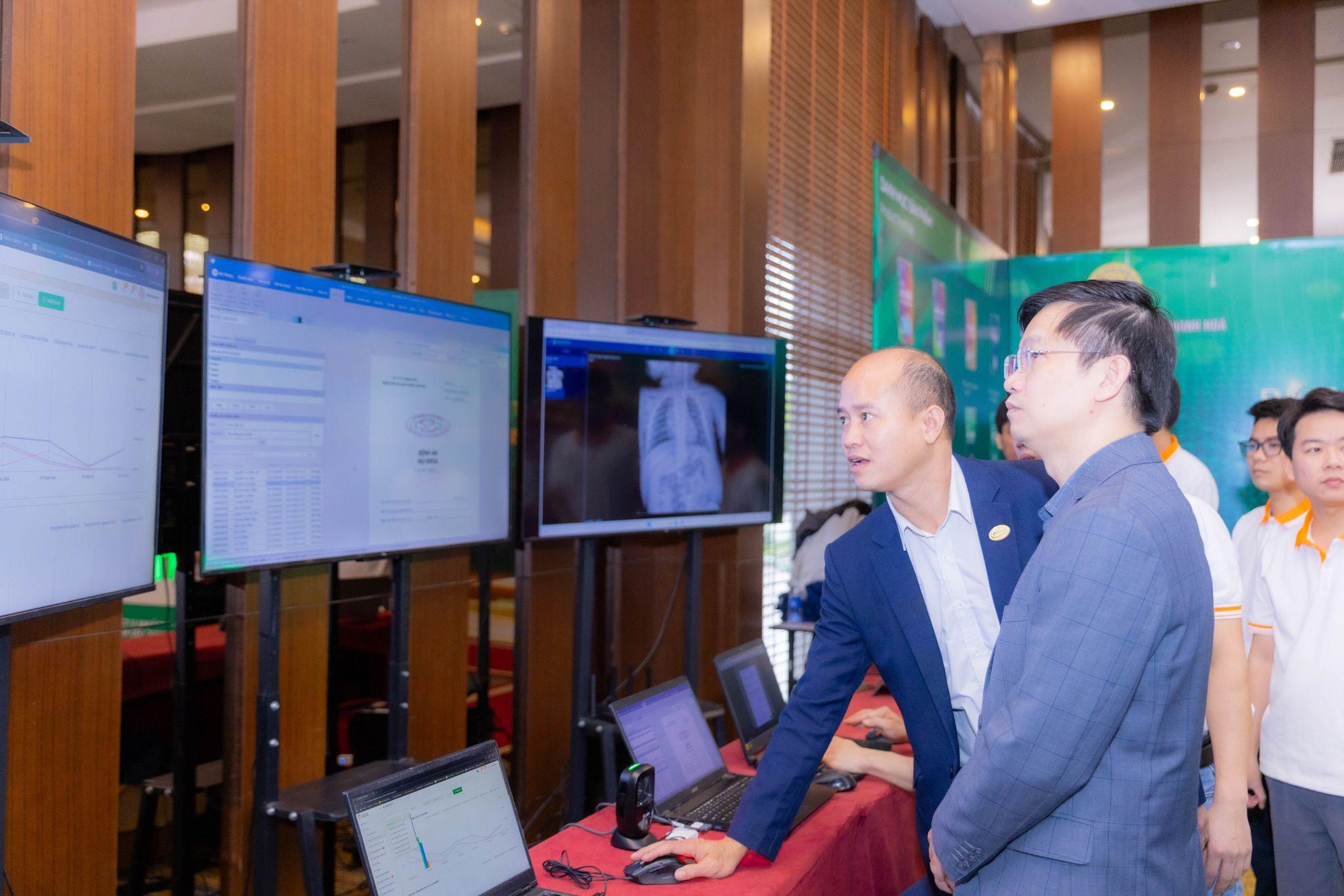 Meditech ra mắt hệ sinh thái y tế số, mở bước ngoặt cho ngành y- Ảnh 1. Meditech ra mắt hệ sinh thái y tế số, mở bước ngoặt cho ngành y- Ảnh 1.