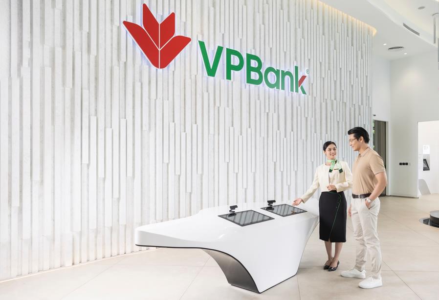 VPBank khẳng định vị thế hàng đầu với dịch vụ hiện đại, tiện lợi và bền vững- Ảnh 1. VPBank khẳng định vị thế hàng đầu với dịch vụ hiện đại, tiện lợi và bền vững- Ảnh 1.