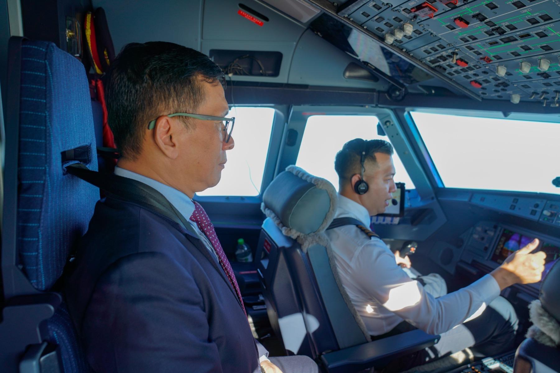 Vietjet cất nóc hangar chuẩn quốc tế, khai trương chuyến bay tới Cảng Hàng không quốc tế Long Thành- Ảnh 4.