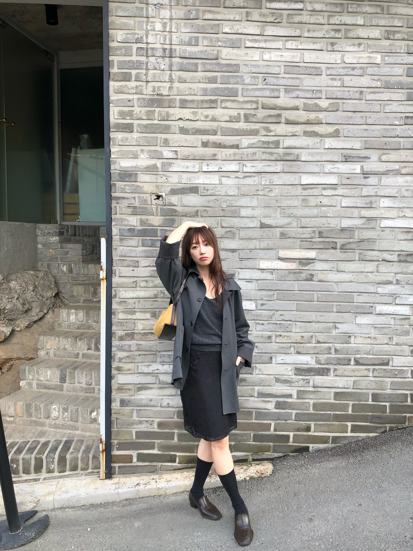 5 công thức mặc đồ đen sành điệu mãn nhãn, rất sang chứ không hề già- Ảnh 6.