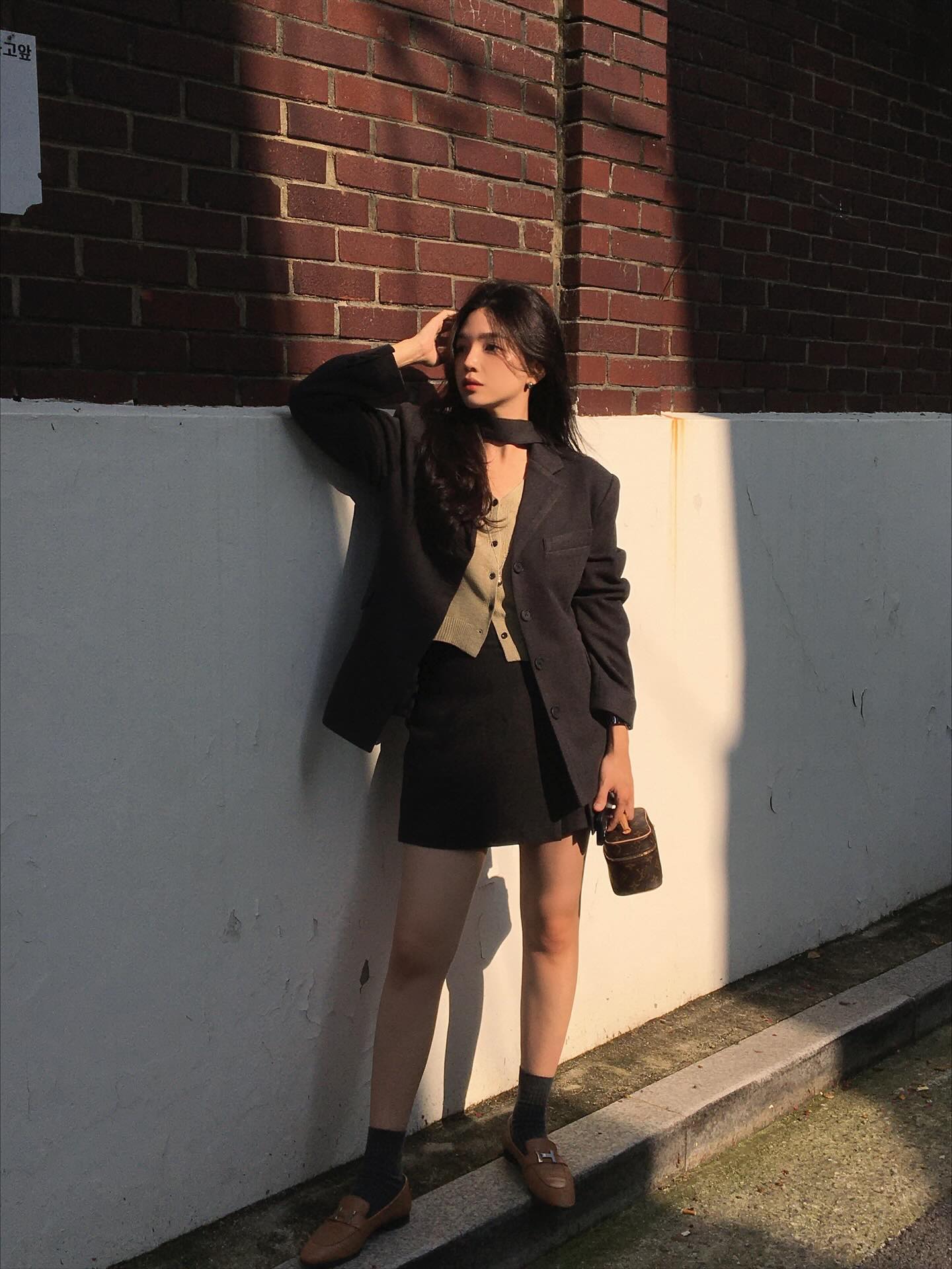 5 công thức mặc đồ đen sành điệu mãn nhãn, rất sang chứ không hề già- Ảnh 4.