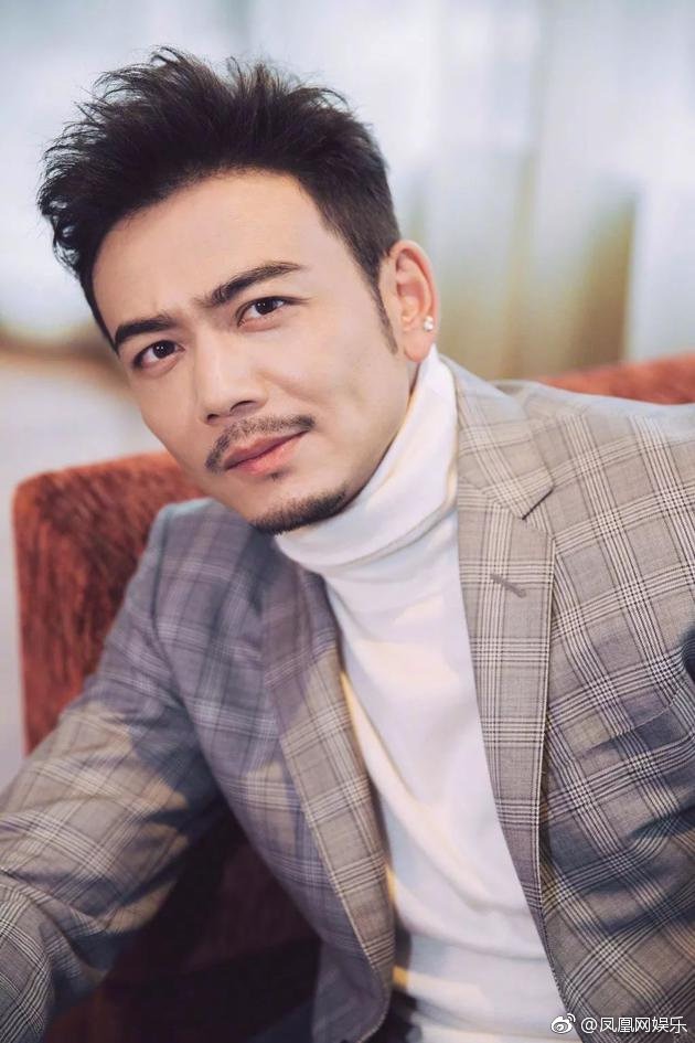 Sao nam Bố Ơi Mình Đi Đâu Thế thích làm "cha thiên hạ" bị bêu tên trên thời sự, tẩy chay khỏi showbiz- Ảnh 2.