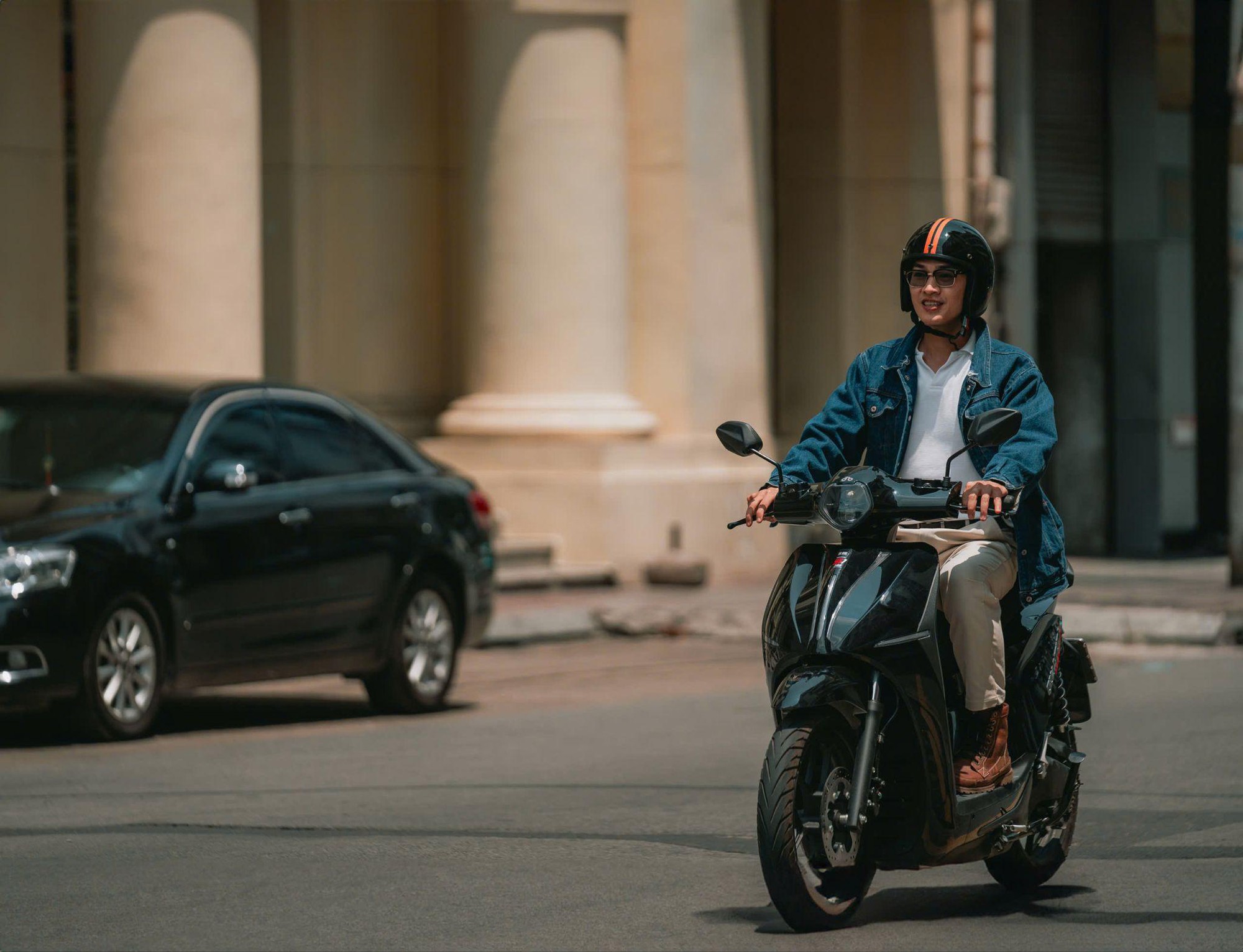 Nhiều người dùng Việt "tính toán" chuyển đổi sang xe máy điện Dat Bike- Ảnh 1. Nhiều người dùng Việt "tính toán" chuyển đổi sang xe máy điện Dat Bike- Ảnh 1.