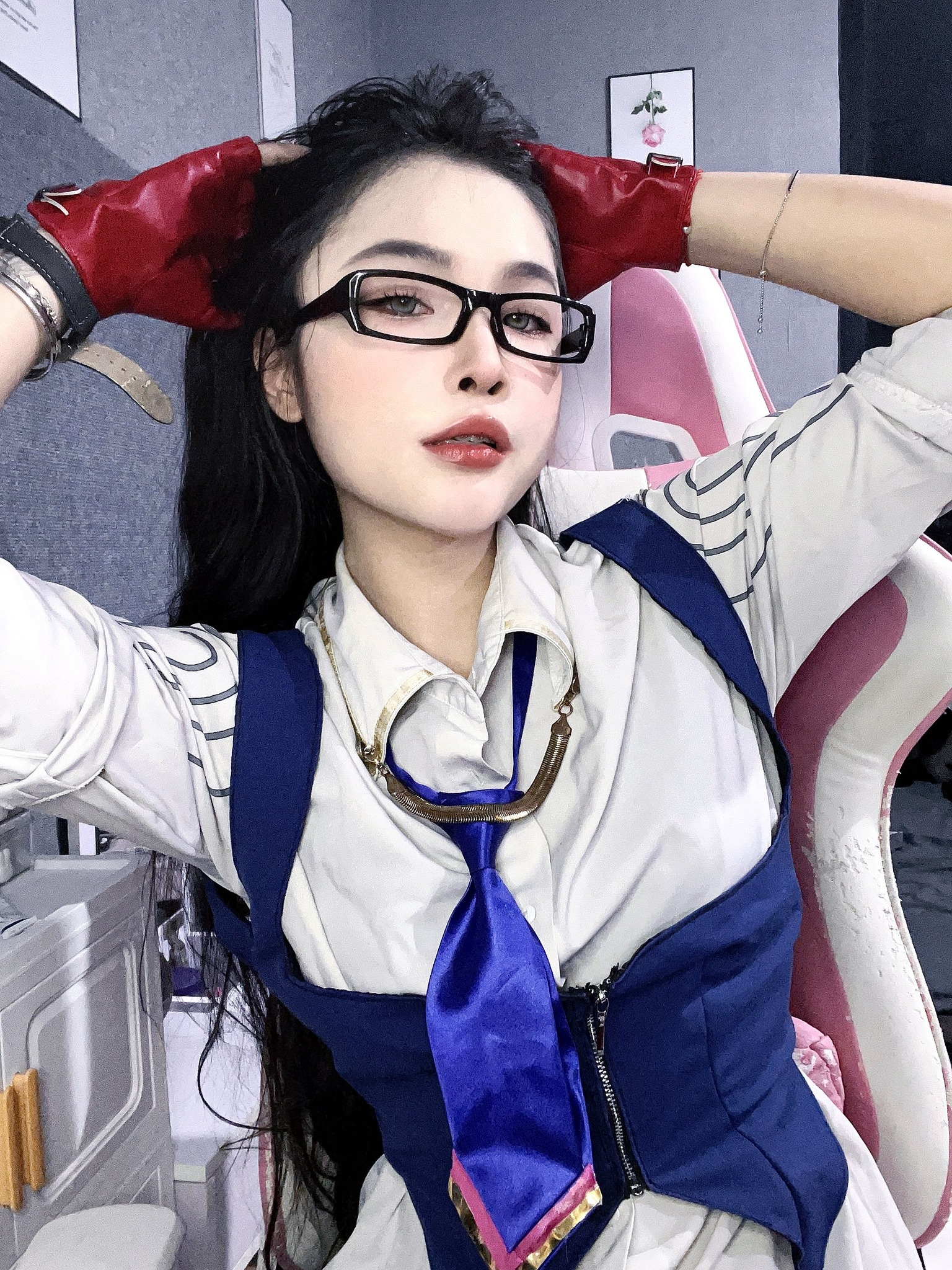 photo-1764641289559 photo-1764641289559