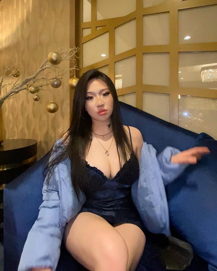 Nữ TikToker 4 triệu người theo dõi bị bắt quả tang trộm đồ siêu thị ngay trên livestream- Ảnh 9. Nữ TikToker 4 triệu người theo dõi bị bắt quả tang trộm đồ siêu thị ngay trên livestream- Ảnh 9.