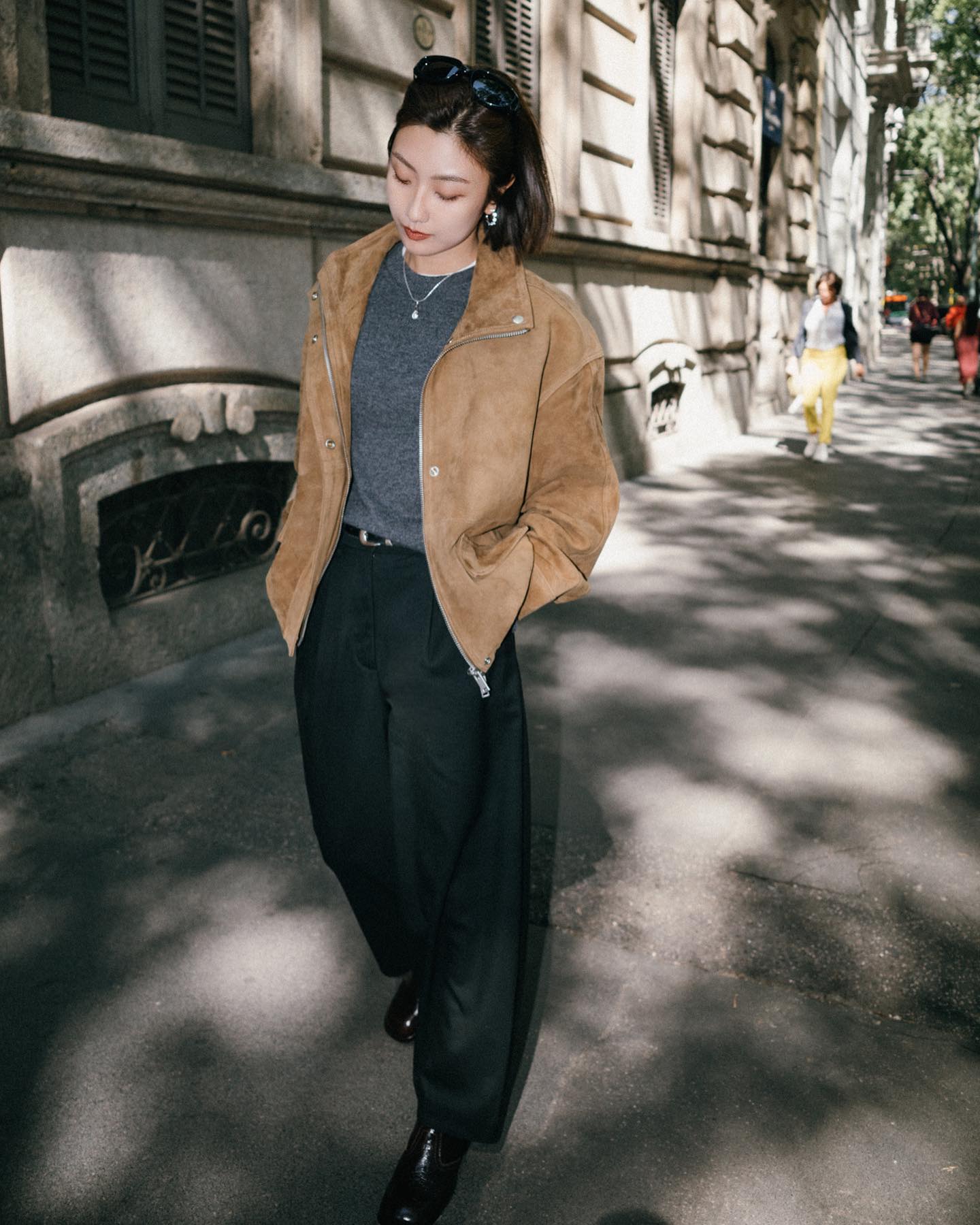 5 kiểu áo khoác mặc ngoài áo len giúp chị em sành điệu hơn rất nhiều, ai cũng nên biết- Ảnh 8.