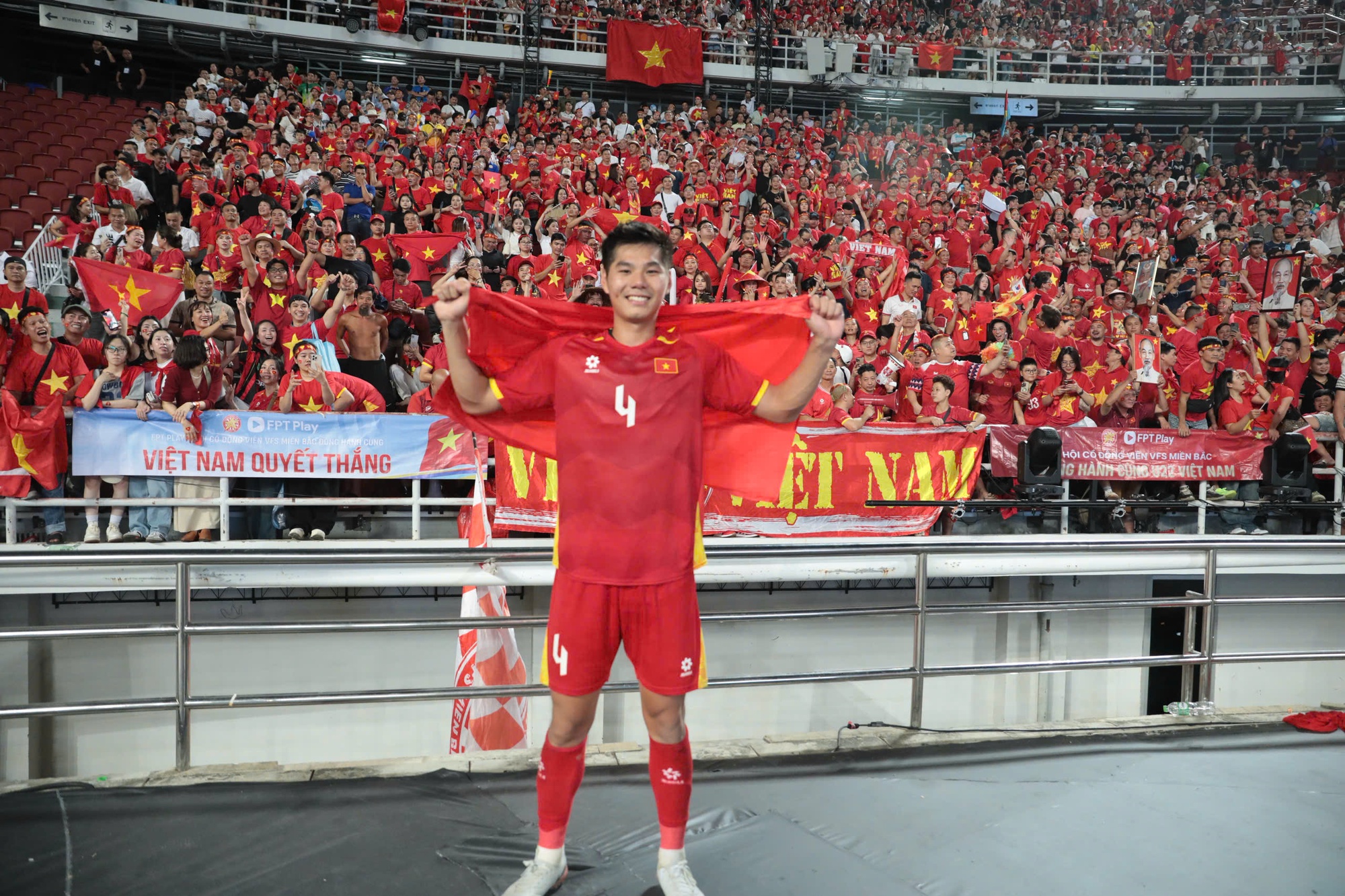 Giành HCV SEA Games, gia đình 