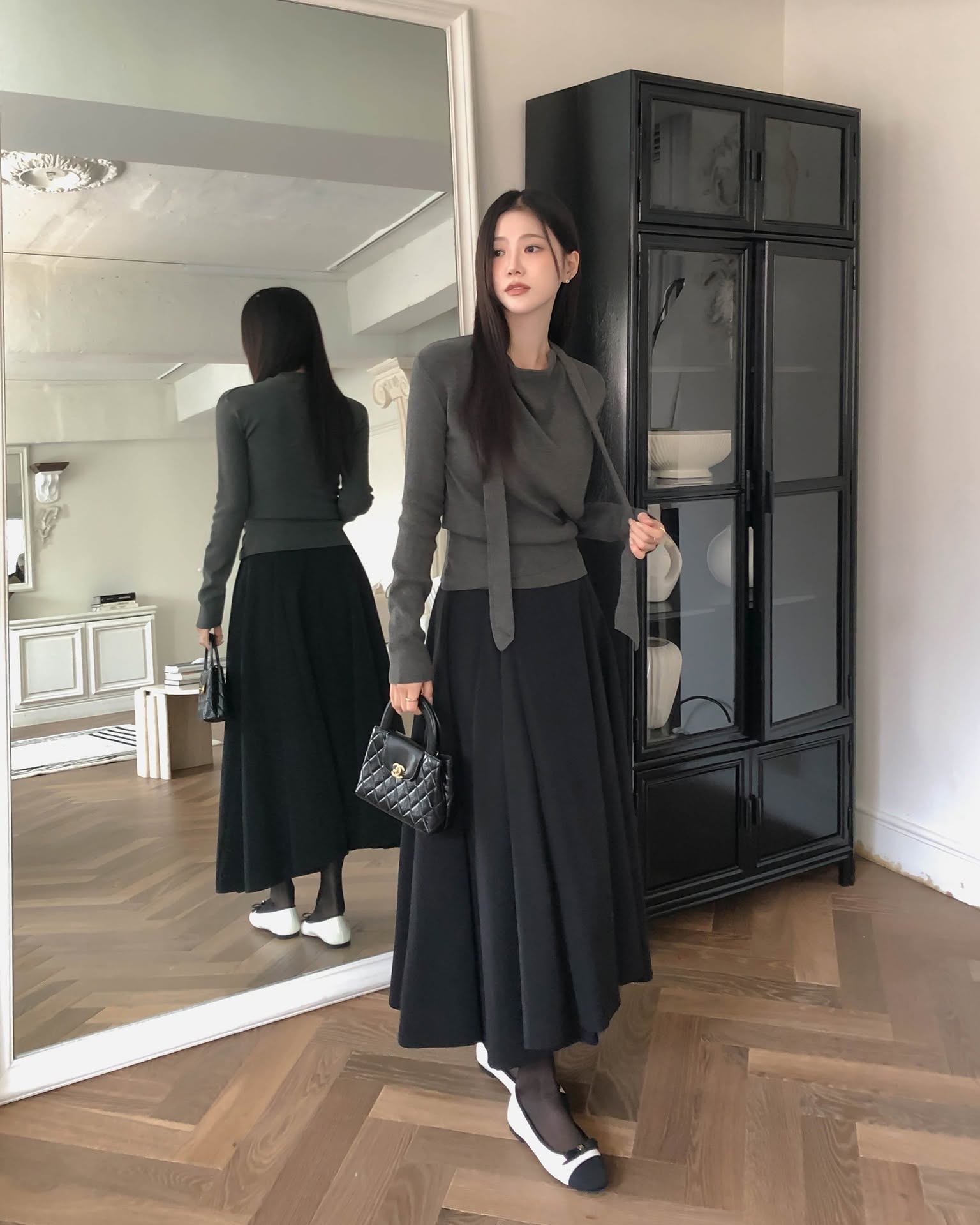 Mẹ tôi ngày xưa là "Hoa khôi công sở", mặc đẹp quanh năm nhờ sắm đủ 5 món đồ này- Ảnh 6.