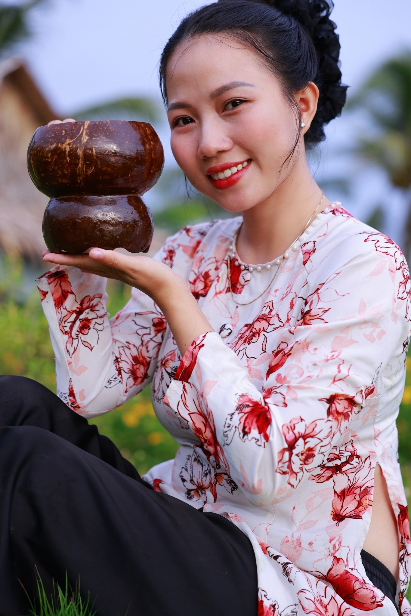 Bỏ phố về quê, vợ chồng miền Tây biến mảnh đất 3.000m2 khô cằn thành khu vườn được quy hoạch thẳng tắp như "chơi game"- Ảnh 1.