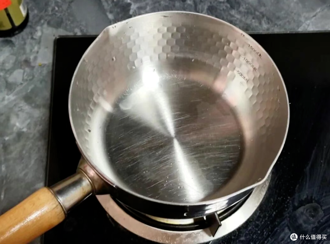 Tôi thật sự choáng trước cách giới trẻ dọn bếp: Dùng toàn đồ rẻ mà bếp sạch bong kin kít hơn cả sản phẩm đắt- Ảnh 4.