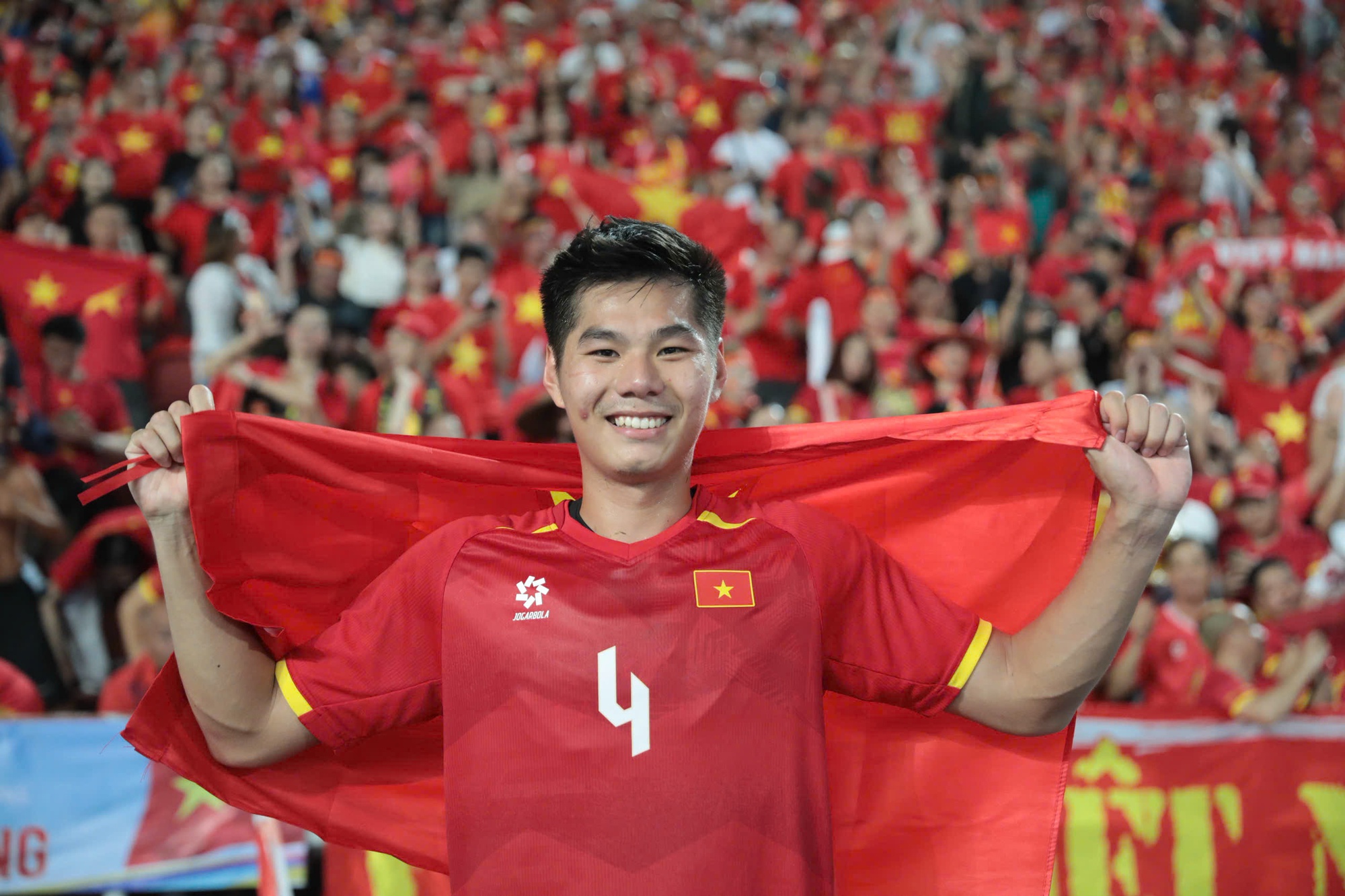 Giành HCV SEA Games, gia đình 