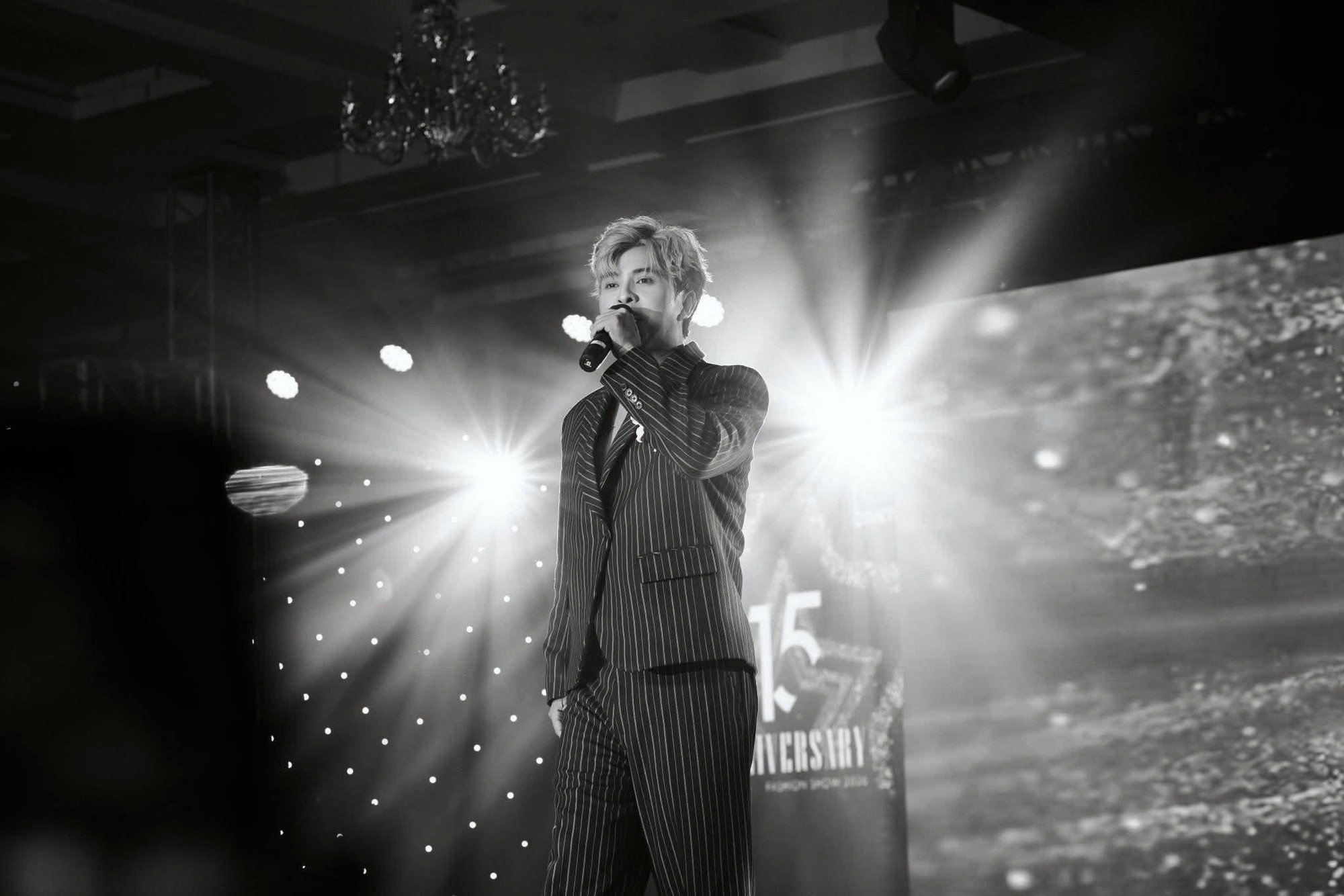 May Cao Nguyễn kỷ niệm 15 năm & fashion show ra mắt BST Xuân Hè 2026 "Green Flag"- Ảnh 2.