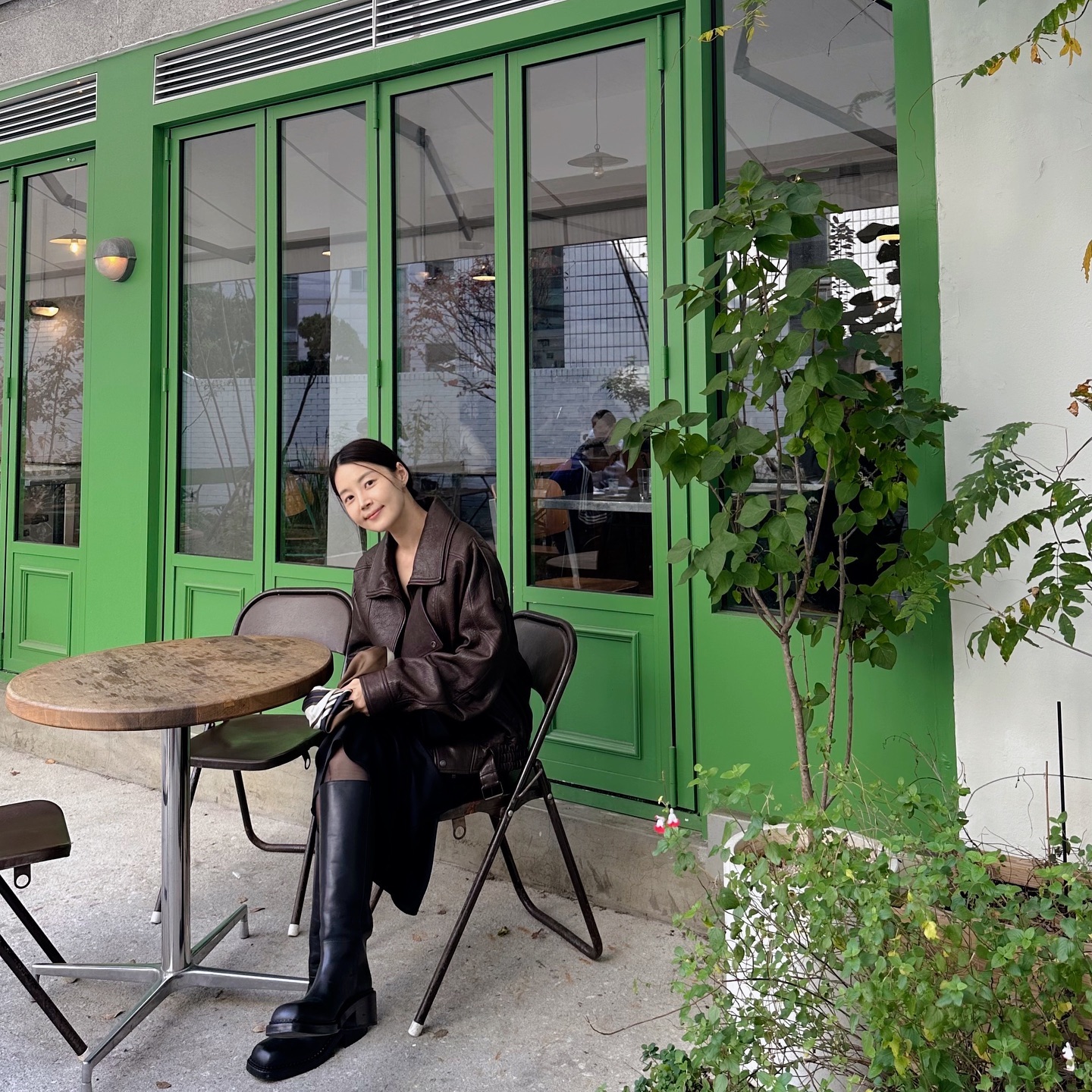 5 món thời trang hack tuổi "đỉnh của đỉnh" dành cho phụ nữ ngoài 40, quan trọng là vẫn rất sang- Ảnh 2.