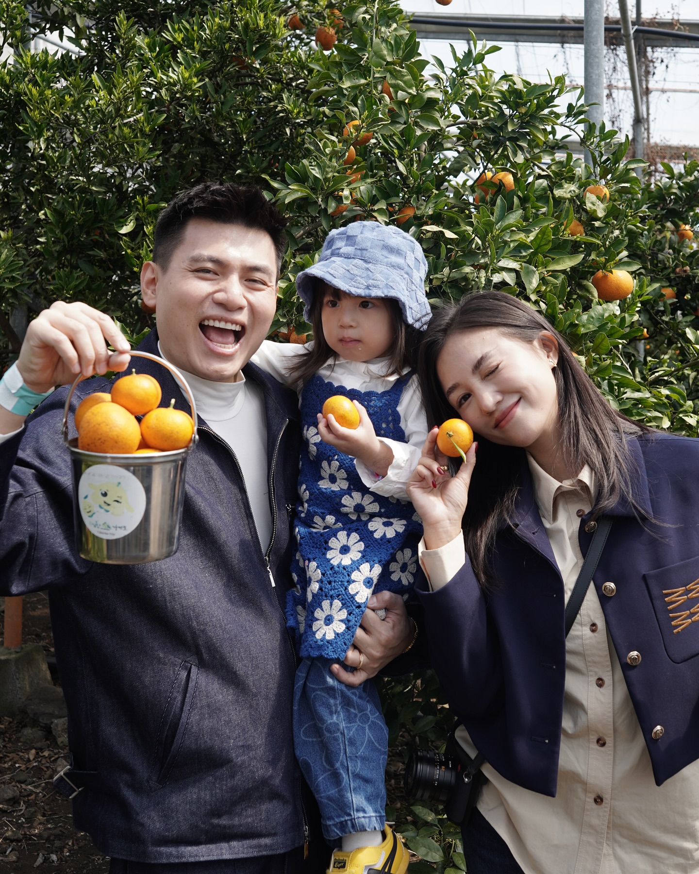 Giáng sinh của gia đình Pam Yêu Ơi: Trang phục “không đụng hàng” và status gây chú ý của mẹ Salim- Ảnh 13.