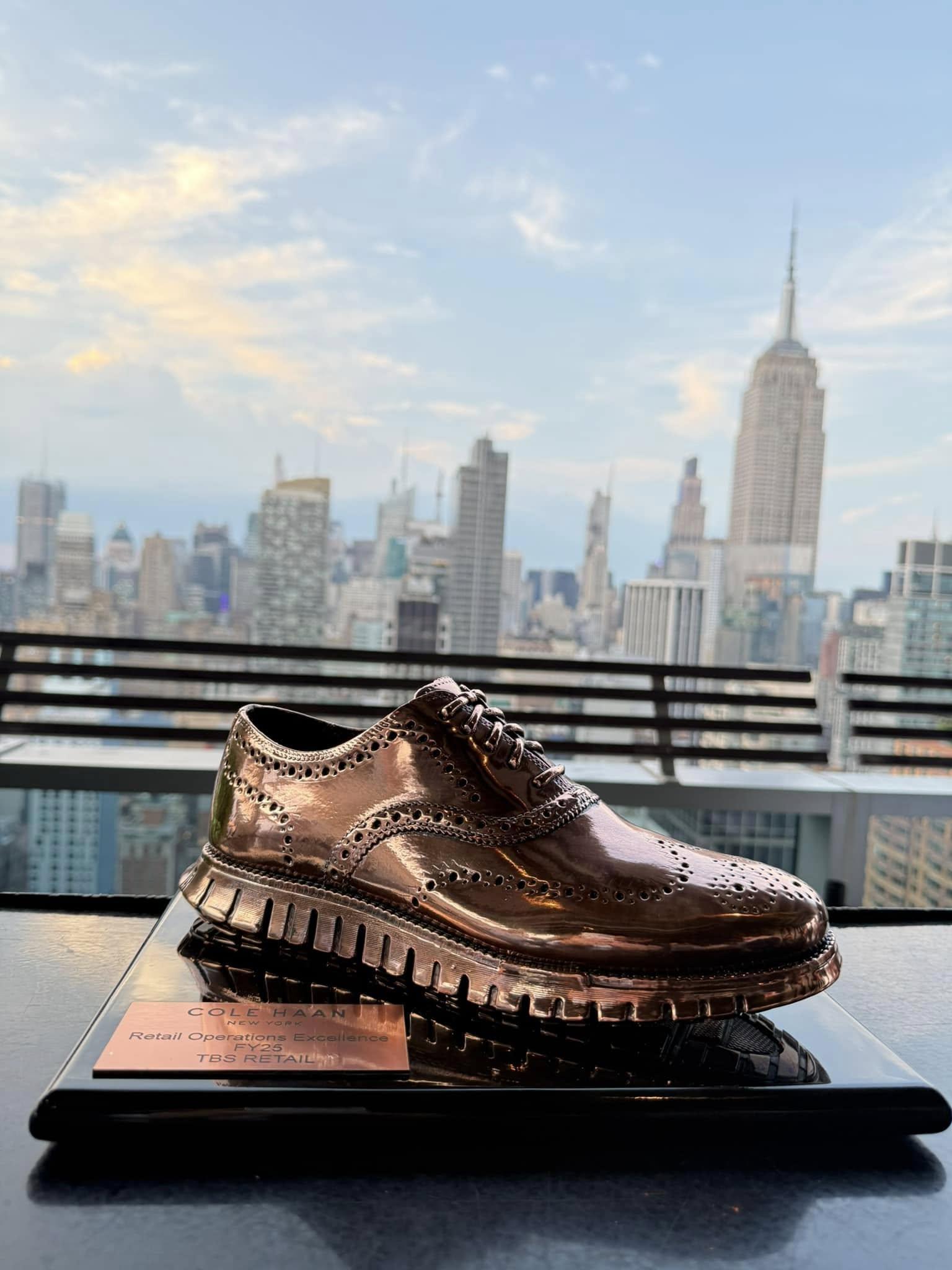 Cole Haan Việt Nam: Vinh dự nhận giải thưởng "Retail Operation Excellence"- Ảnh 1.