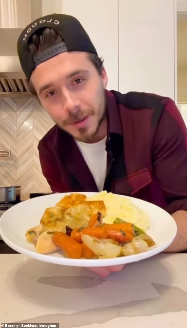 Động thái gây chú ý của Victoria Beckham khi bị con cả bất hiếu "block" thẳng tay, cắt đứt sợi dây liên lạc cuối cùng- Ảnh 2.