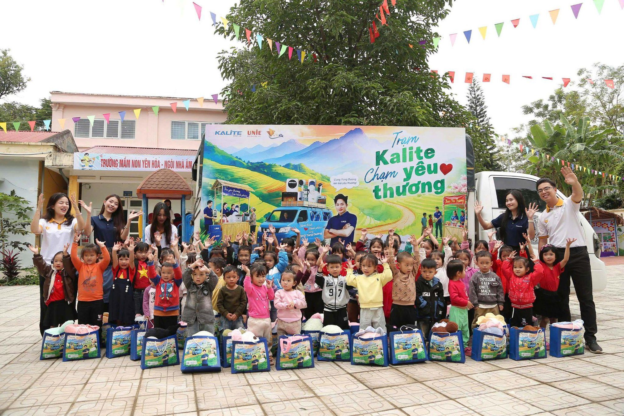 Tùng Dương, "Rạng ngời Việt Nam tôi" và câu chuyện xây dựng thương hiệu bền vững của UKG- Ảnh 3.