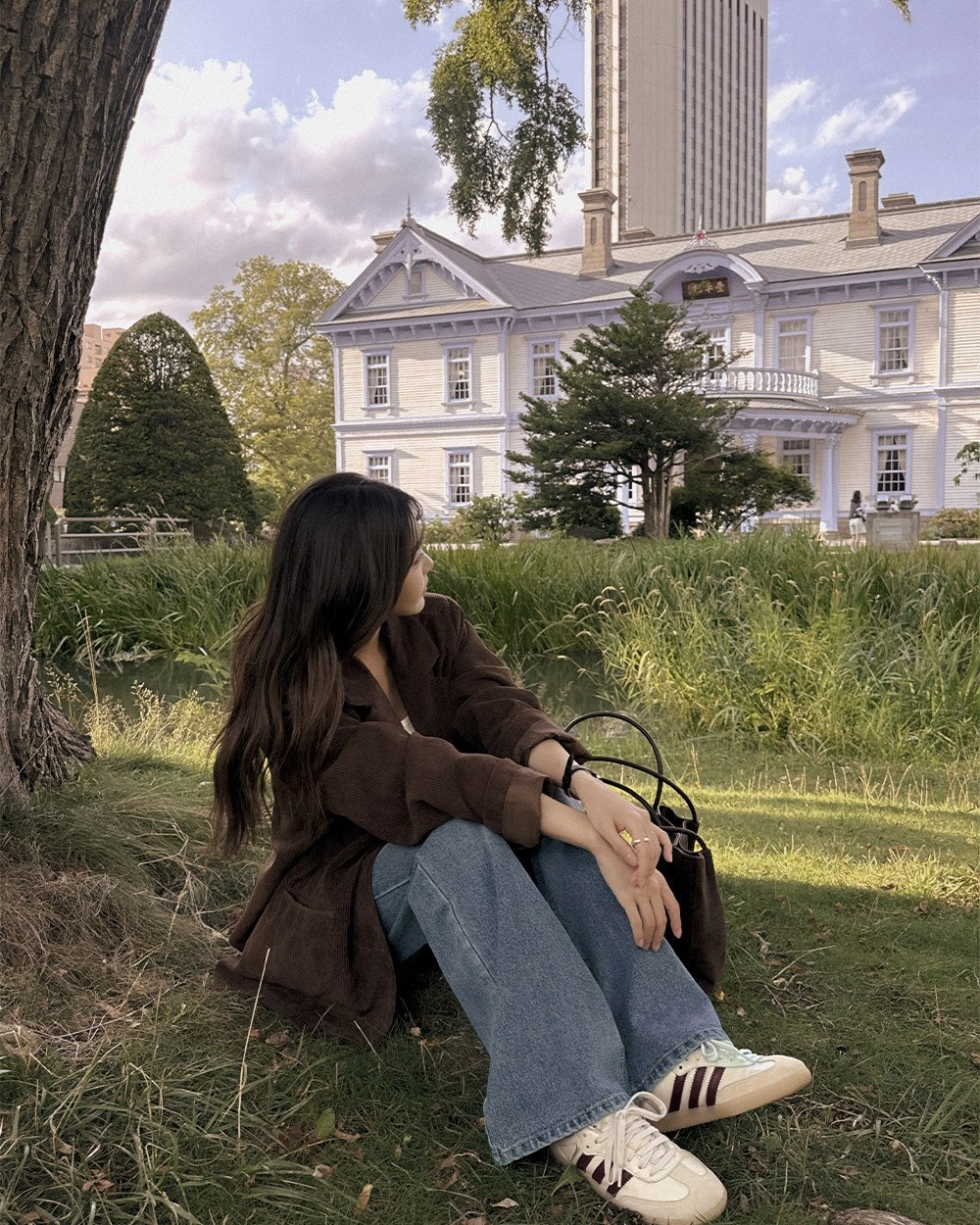 5 kiểu giày tôi đảm bảo người theo phong cách tối giản sẽ thích: Trẻ trung và còn giúp cả outfit sang hơn hẳn- Ảnh 10.